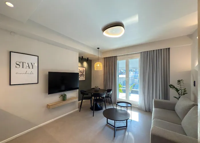 Liv Luxury Mini Penthouse Center 7a