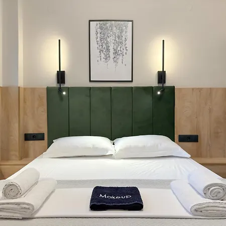 Liv Luxury Mini Penthouse Center 7a * Soluň